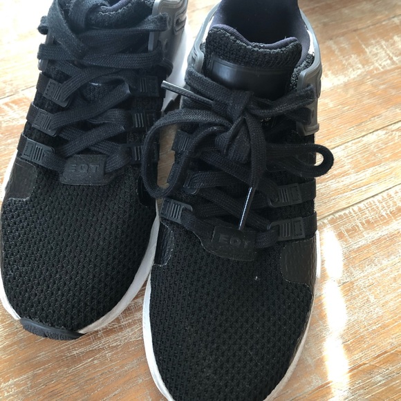 Adidas running shoes - Picture 2 of 5